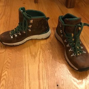 timbers danner boots